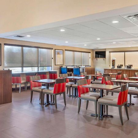 Comfort Suites Wilson - I - 95 Eksteriør billede