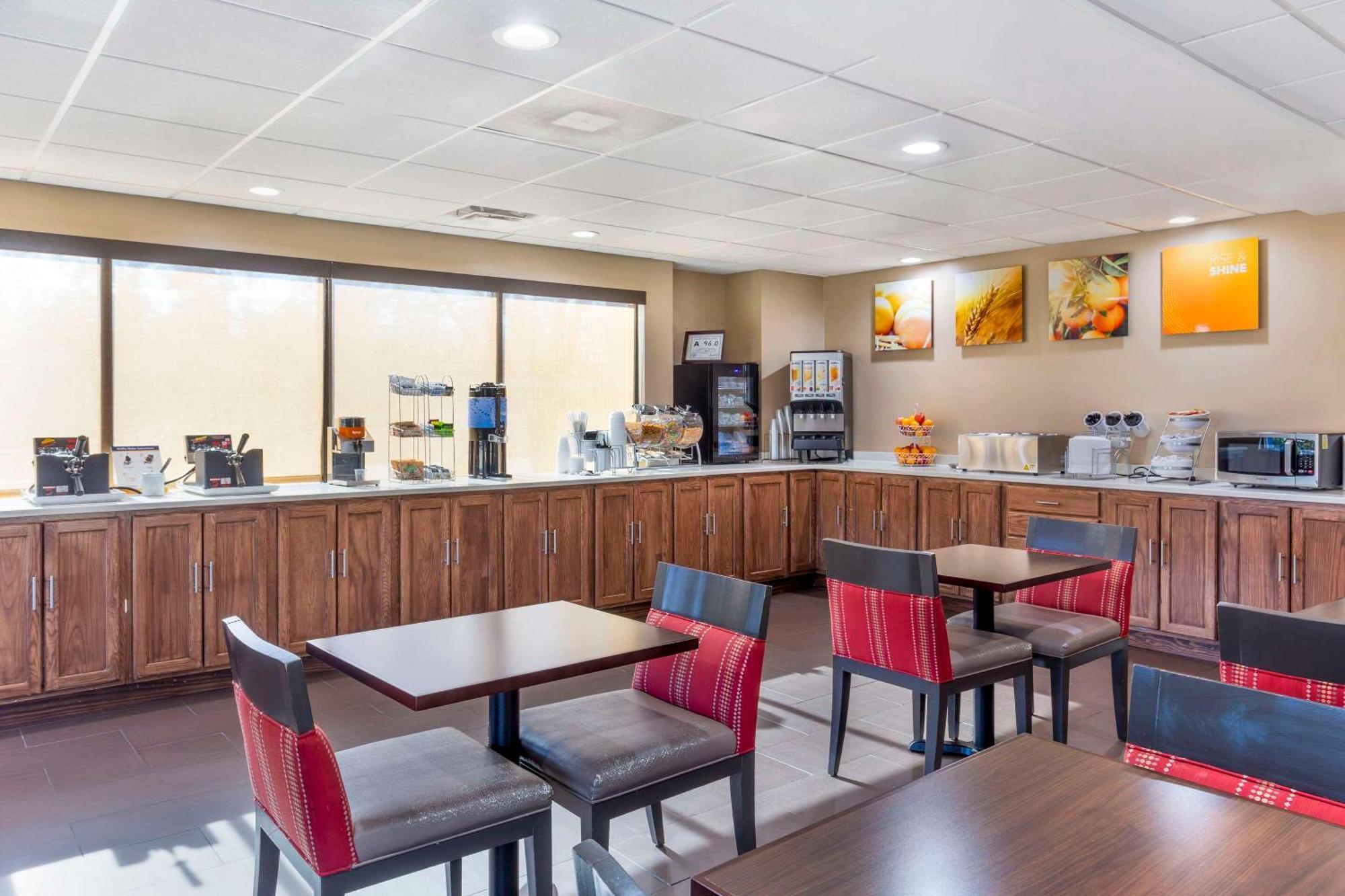Comfort Suites Wilson - I - 95 Eksteriør billede