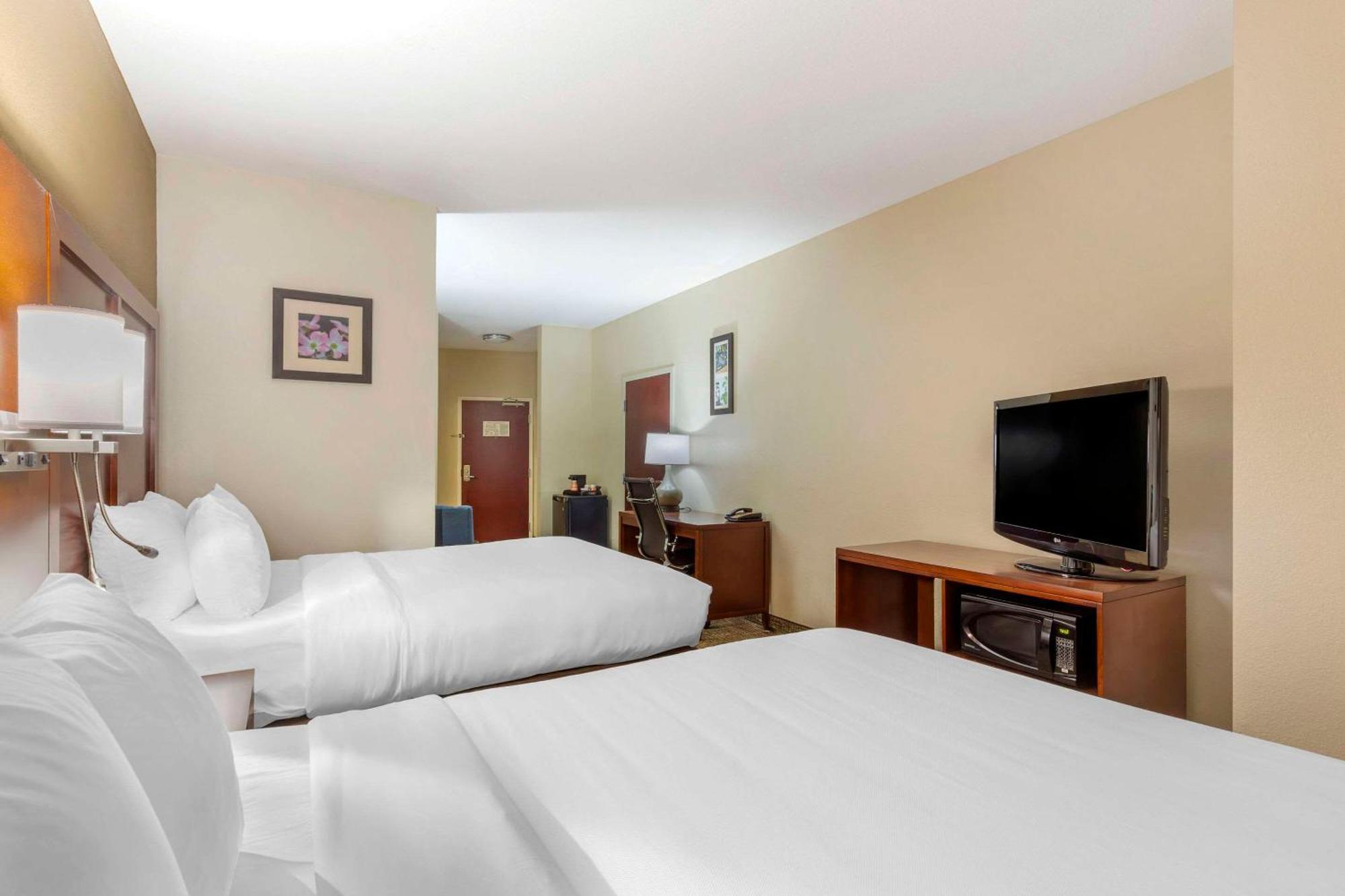 Comfort Suites Wilson - I - 95 Eksteriør billede