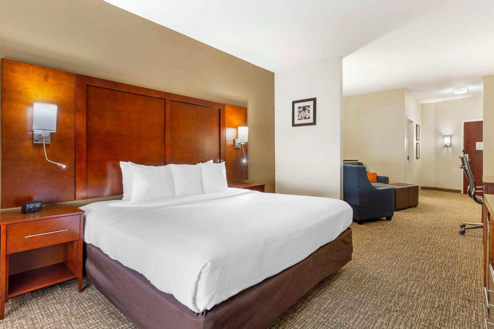 Comfort Suites Wilson - I - 95 Eksteriør billede