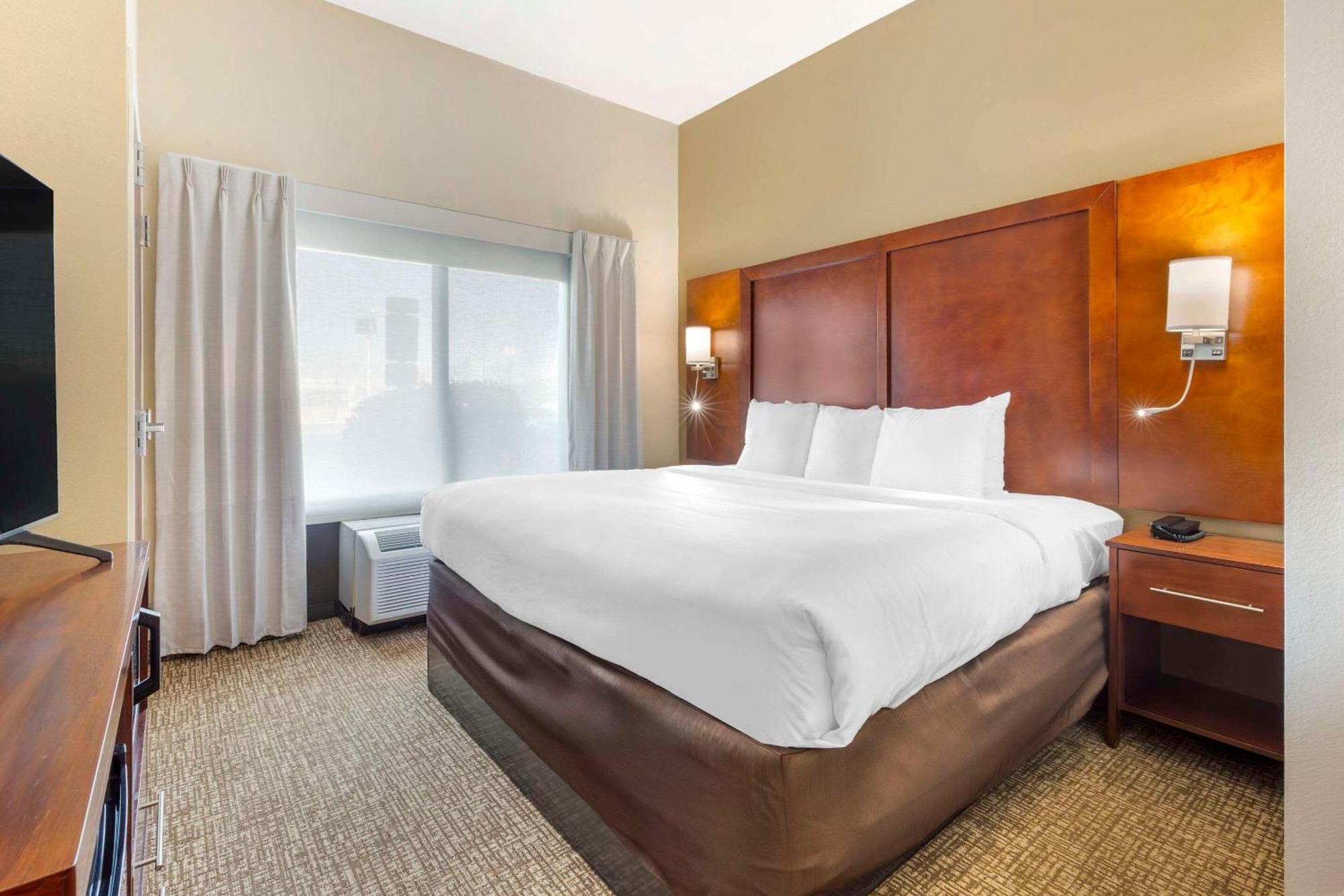 Comfort Suites Wilson - I - 95 Eksteriør billede