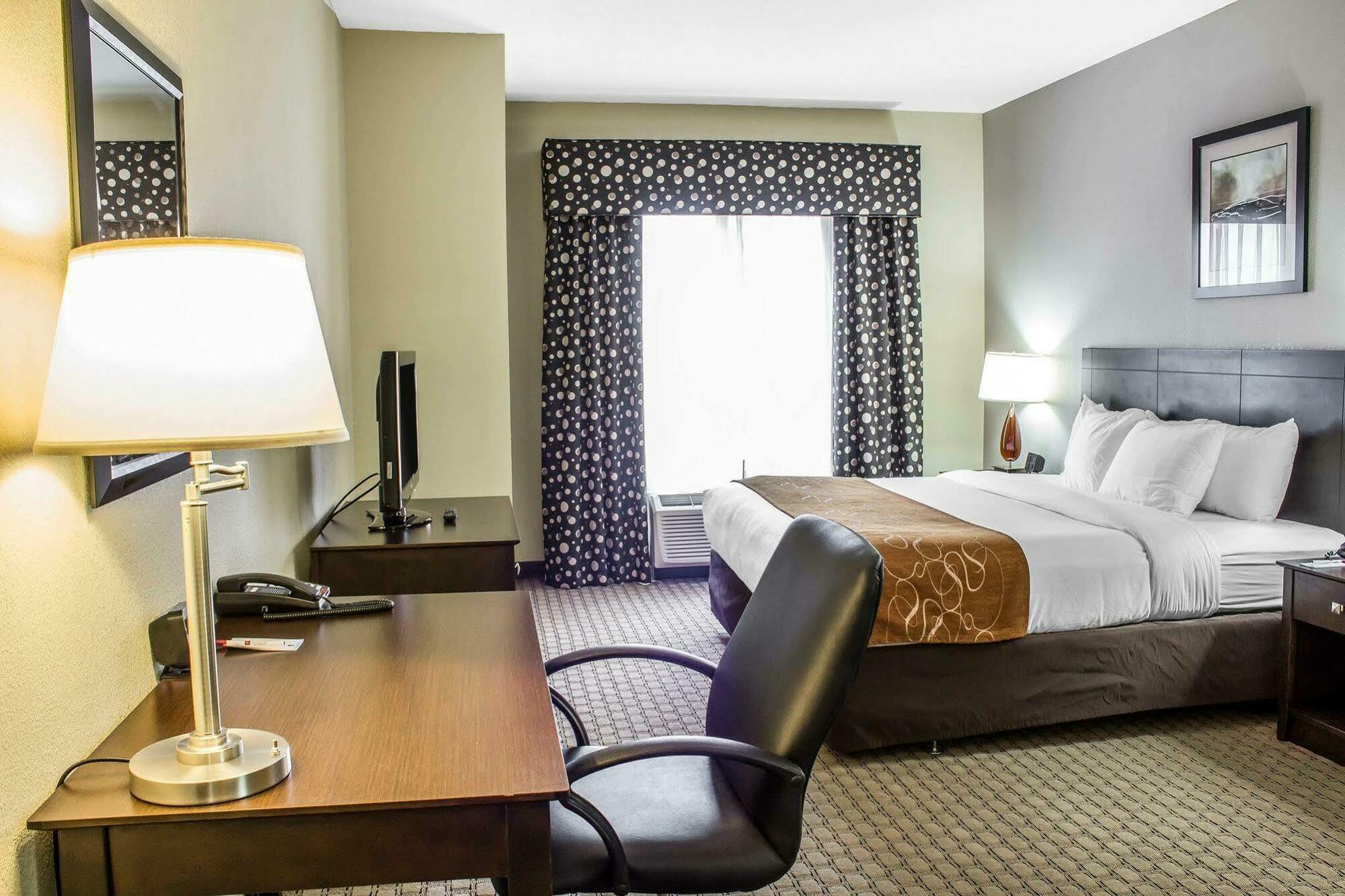 Comfort Suites Wilson - I - 95 Eksteriør billede